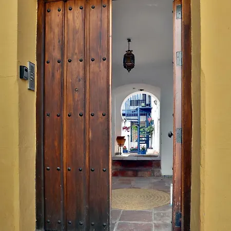 Casas Caballerizas Mezquita 1 Y 3 Hab Кордова